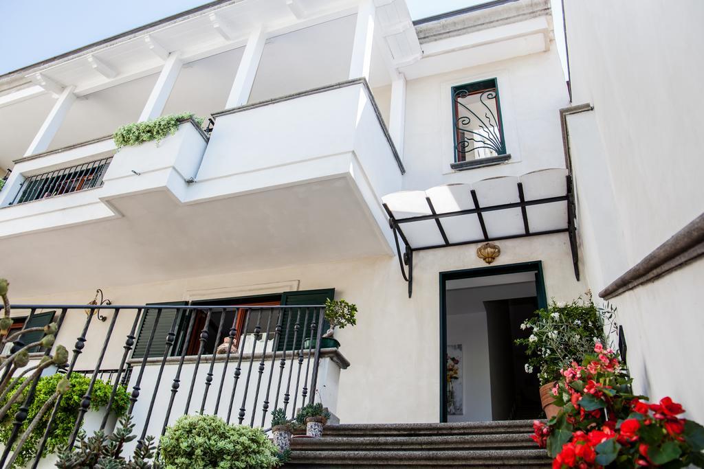 Certe Notti - Suites ปอมเปอี ภายนอก รูปภาพ