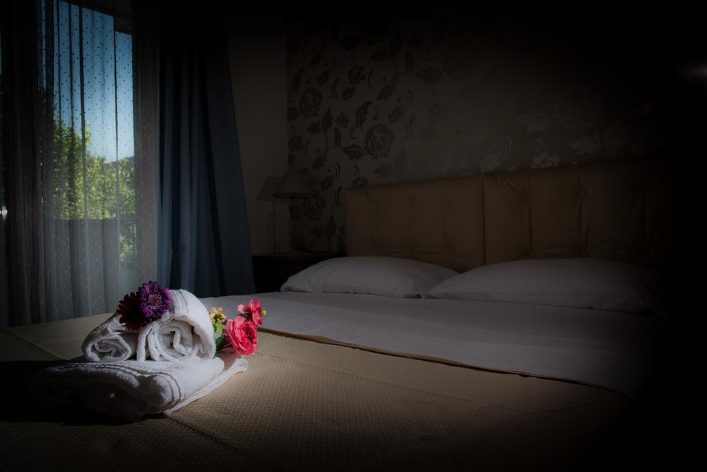 Certe Notti - Suites ปอมเปอี ภายนอก รูปภาพ